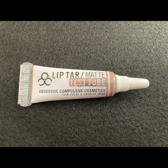 Lip tar! - Picture 8 of 11